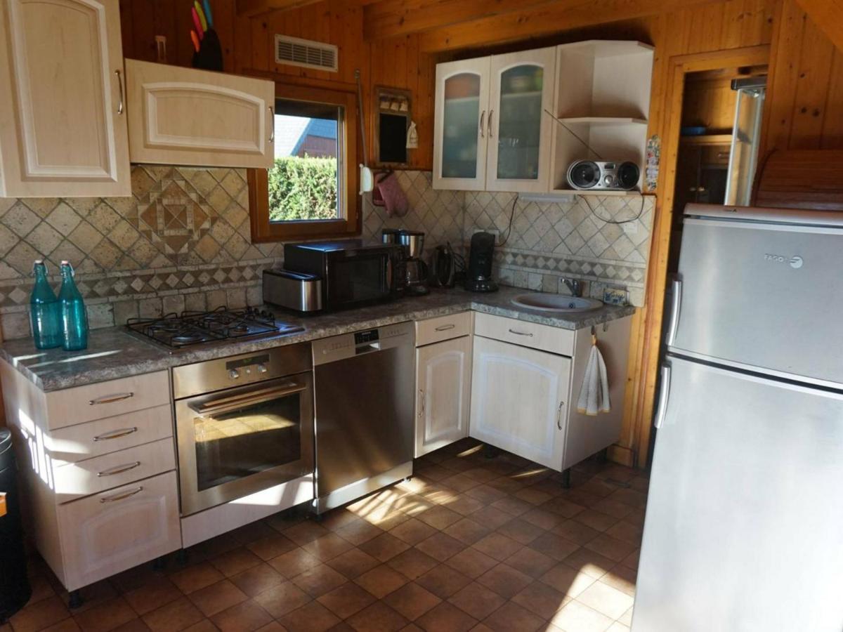 Chalet Avec Piscine Chauffee, Tennis Et Jardin Clos, A 1700M De La Plage De Cabourg - Fr-1-465-22 Zewnętrze zdjęcie